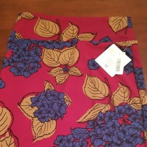 NWT Lularoe Medium cassie skirt